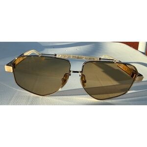 DEZI 6FT Oversized Sunglasses – New in Box